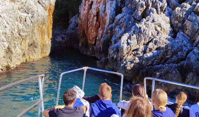 Izlet brodom Barbara