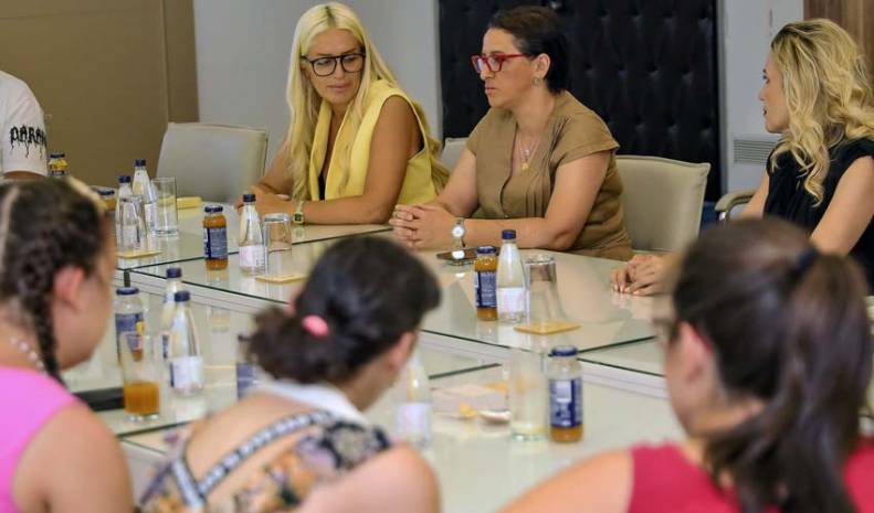 Opština Bar: Prijem za djecu i mlade iz NVO organizacije „Ljubav za ljubav“