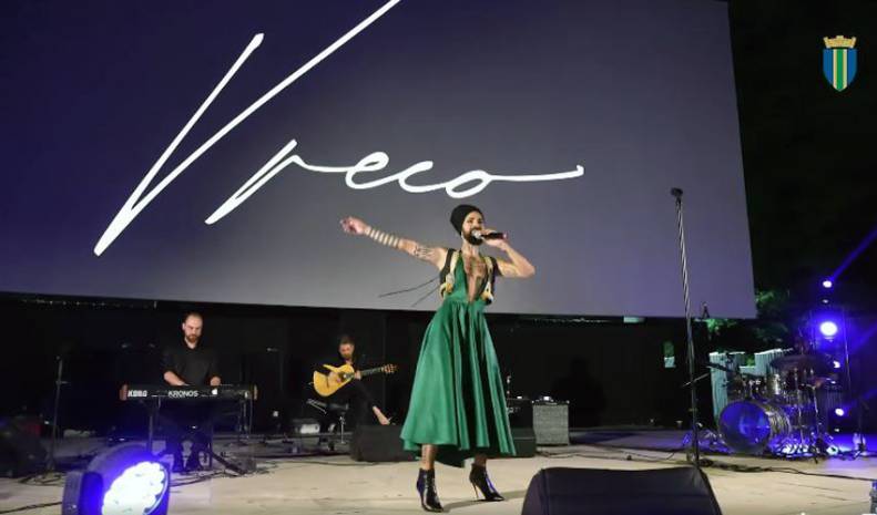 Video: Božo Vrećo priredio koncert za pamćenje!